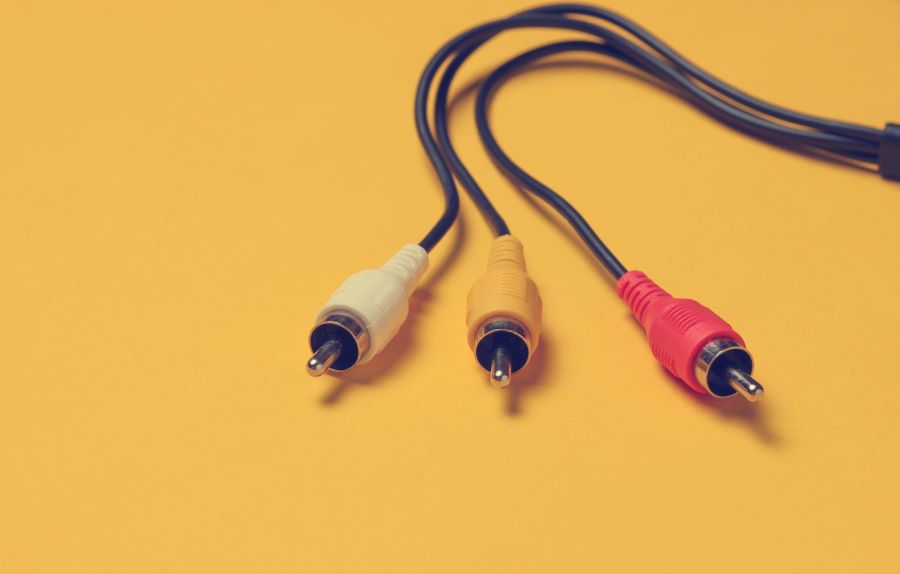 خراب بودن کابل برق